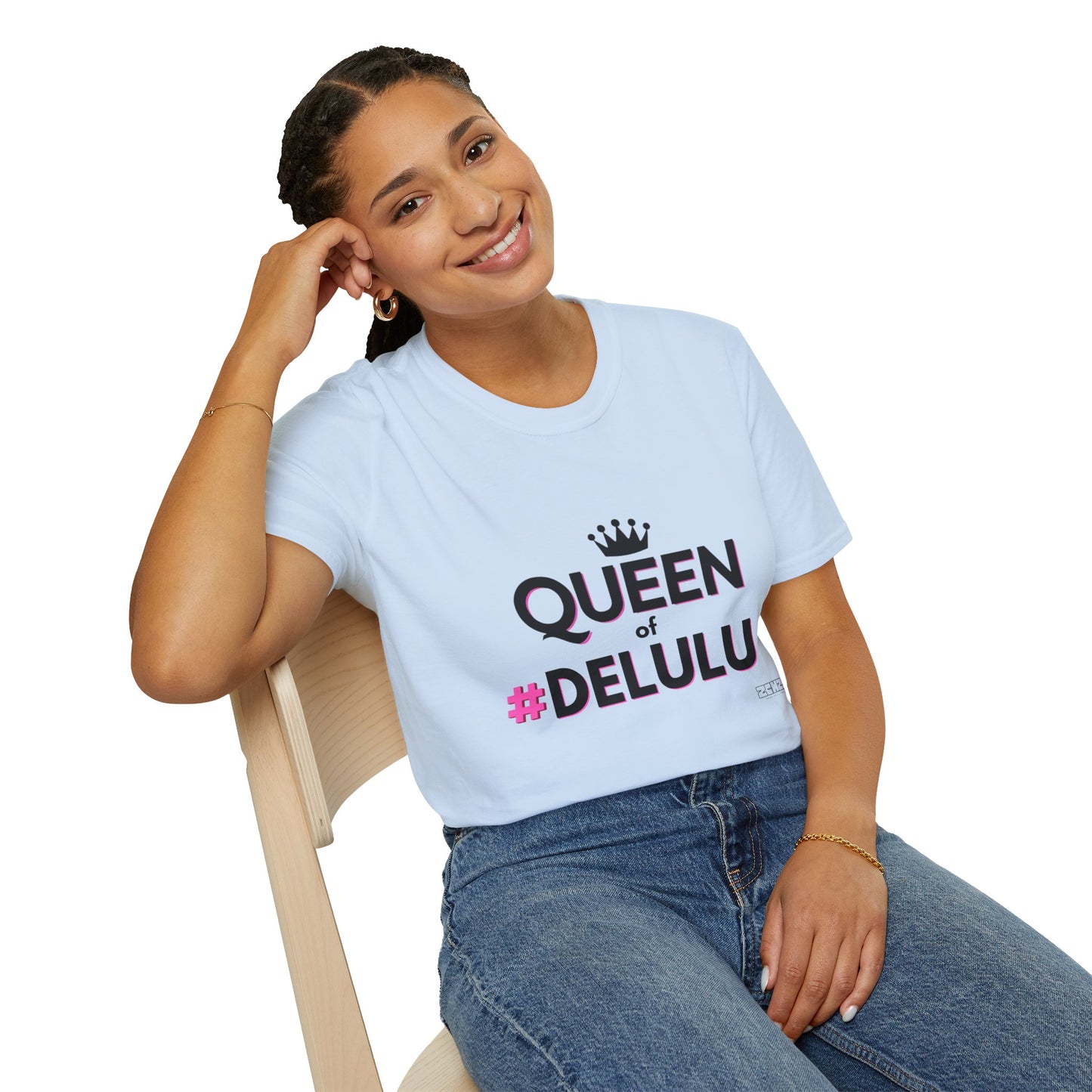 QUEEN of DELULU - Soft style T-Shirt