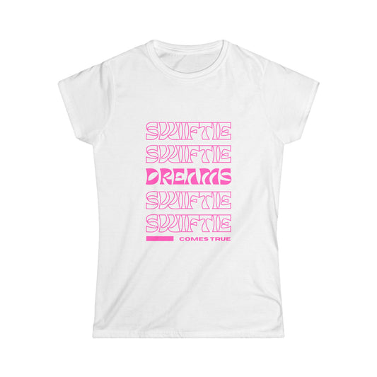 Swiftie Dreams Women's Favorite Tee